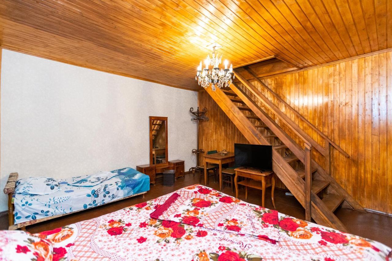 Guest House Gege Tiflis Exterior foto